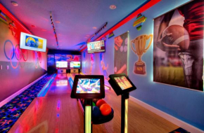 Last Minute Disney Getaway! Private Pool, Hot Tub & Games Room. Book Now! #35520